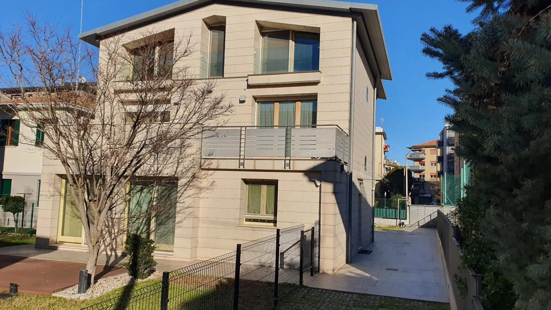 Db Apartments - La Dimora Venice 0*,  Italy
